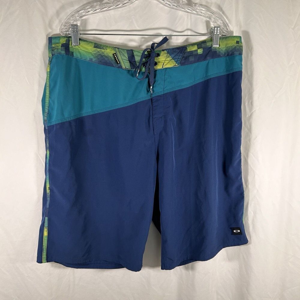 Oakley Swim Trunks Men's 38 Green Drawstring Single Pocket